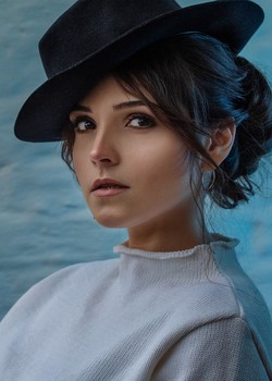 Kate / ***