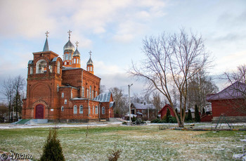 Kirche Unserer Lieben Frau von Kazan / ***