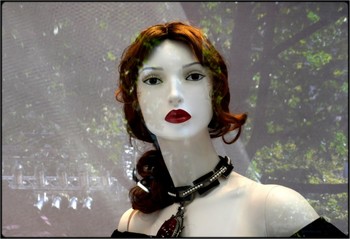 la condesa / mannequin in shop, natural reflections