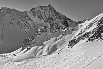 Mont Blanc de Cheilon / Der Mont Blanc de Cheilon ist ein Berg der Penninischen Alpen, der sich im Kanton Wallis, Schweiz, befindet.