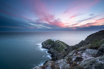 South Stack Lighthouse, Anglesey, North Wales / South Stack Lighthouse photographed during sunset