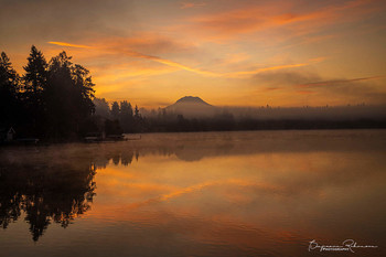 Lake Steilacoom Sunrise / Sunrise over Lake Steilacoom with Mt. Rainier in the background.