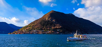 Un Paradiso al centro di un Capolavoro di Lago - Montisola / Foto in una stupenda giornata di Sole ventoso al centro del Lago d'Iseo