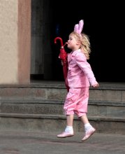 Pink Bunny mit einer Pfeife / *****