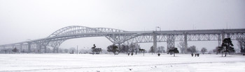 Bridges in Snow Storm / The Bluewater Bridges in a snow storm really are quite unique