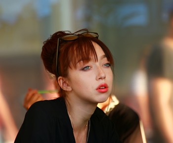 &nbsp; / ***