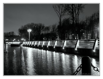 Uferstraße / ***