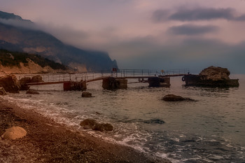 Alter Pier / ***