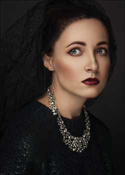 &nbsp; / Md: Elena Belova
Make up &amp; hair:Elena Farafontova