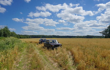 Hunters / http://wikimapia.org/#lang=ru&amp;lat=56.235122&amp;lon=34.904380&amp;z=15&amp;m=ys