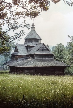 Holzkirche / ***