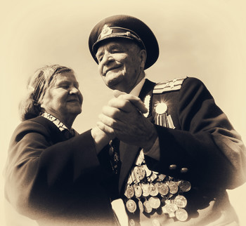 &nbsp; / http://www.youtube.com/watch?v=EkmYnC5B7mM