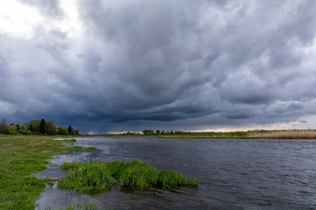 Vor dem Sturm / ***