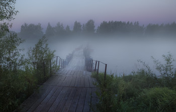 Vor der Morgendämmerung / ***