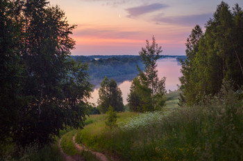 Going to Kliazma / ***