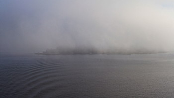 Insel im Nebel / ***