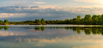 Sonnenuntergang auf dem See / ***