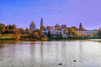 Nowodewitschi-Kloster / ***