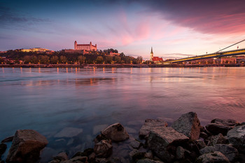 Capital city / Few minutes before sunrise in the capital city of Slovakia. :)