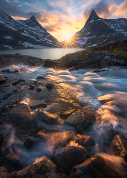 Thunderdome / Sunset in Jotunheimen, Norway.