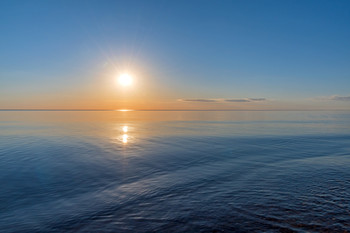 Sonnenuntergang auf dem See / ***