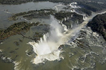 Iguazu Wasserfälle / ***