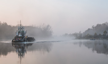 Morgen auf dem Fluss / ***
