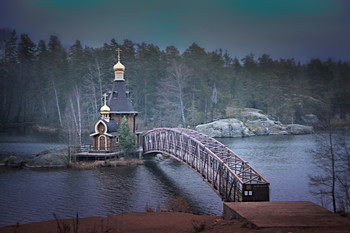 Kirche St. Andreas der Apostel auf Vuoksa. / ***