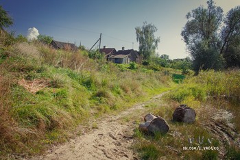 Am Stadtrand / https://vk.com/e.vaguro
https://www.instagram.com/vaguro_v_u_v/
https://web.facebook.com/evgeniy.vagouro
https://www.pexels.com/ru-ru/@10472344