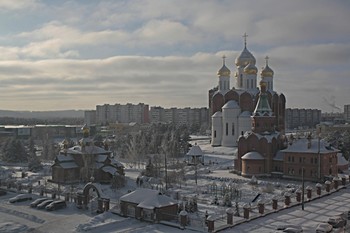 - 20 / ***