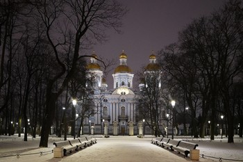 St. Nikolaus-Kathedrale / ***