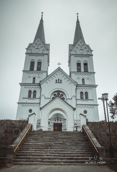 Am Stadtrand / https://vk.com/e.vaguro

https://www.instagram.com/vaguro_v_u_v/

https://web.facebook.com/evgeniy.vagouro

https://www.pexels.com/ru-ru/@10472344