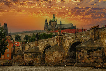 Golden Prague / ***