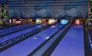 Bowling / ***