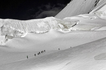 Gletscher Mensu / ***