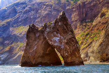 Golden Gate / ***