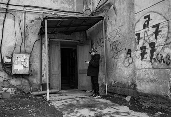 &nbsp; / ...........