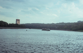 Blick auf die Stadt / ***