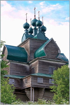 Himmelfahrt-Kirche. / ***