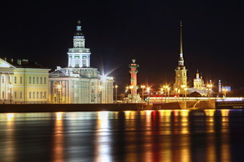 Nacht Lichter der Großstadt / ***