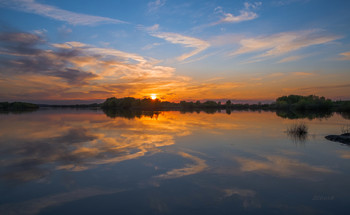 Sonnenuntergang auf dem Auge. / ***