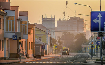 Morning City / ***