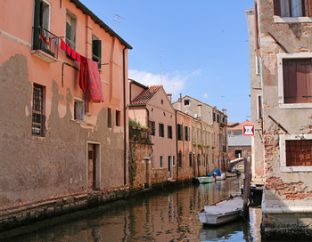 Undress Venedig / ***