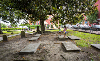 let the children play / New Bern, North Carolina