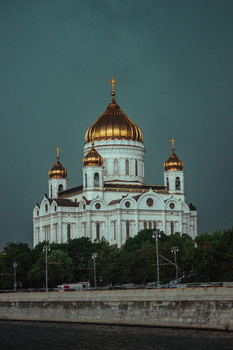 Christ-Erlöser-Kathedrale / ***