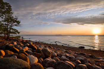 Sonnenuntergang auf den Golf von Finnland / ***