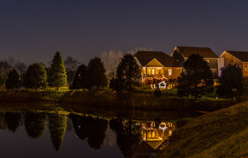 cosy night / winter lake