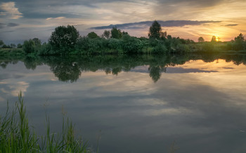 Vor Sonnenaufgang / ***