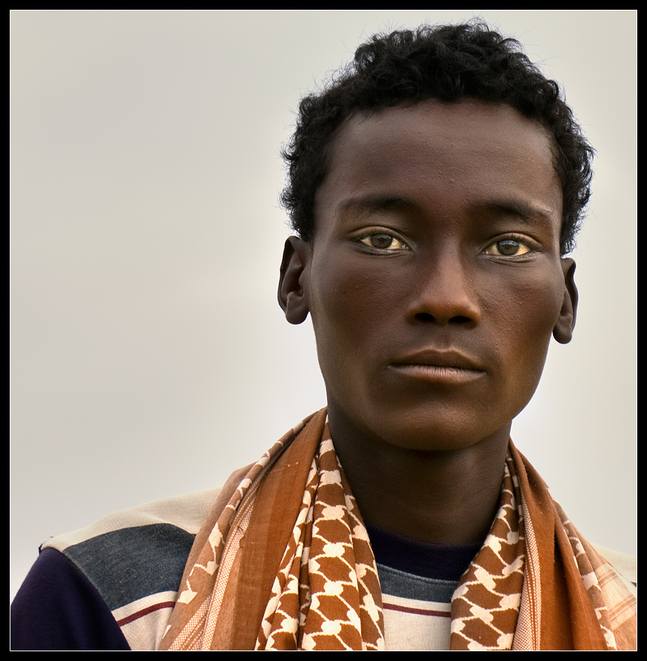 Лицо негроидной расы. Восточноафриканская (эфиопская) раса. Абиссинцы эфиопы. Негроидная раса племена. Африканцы негроидная раса.